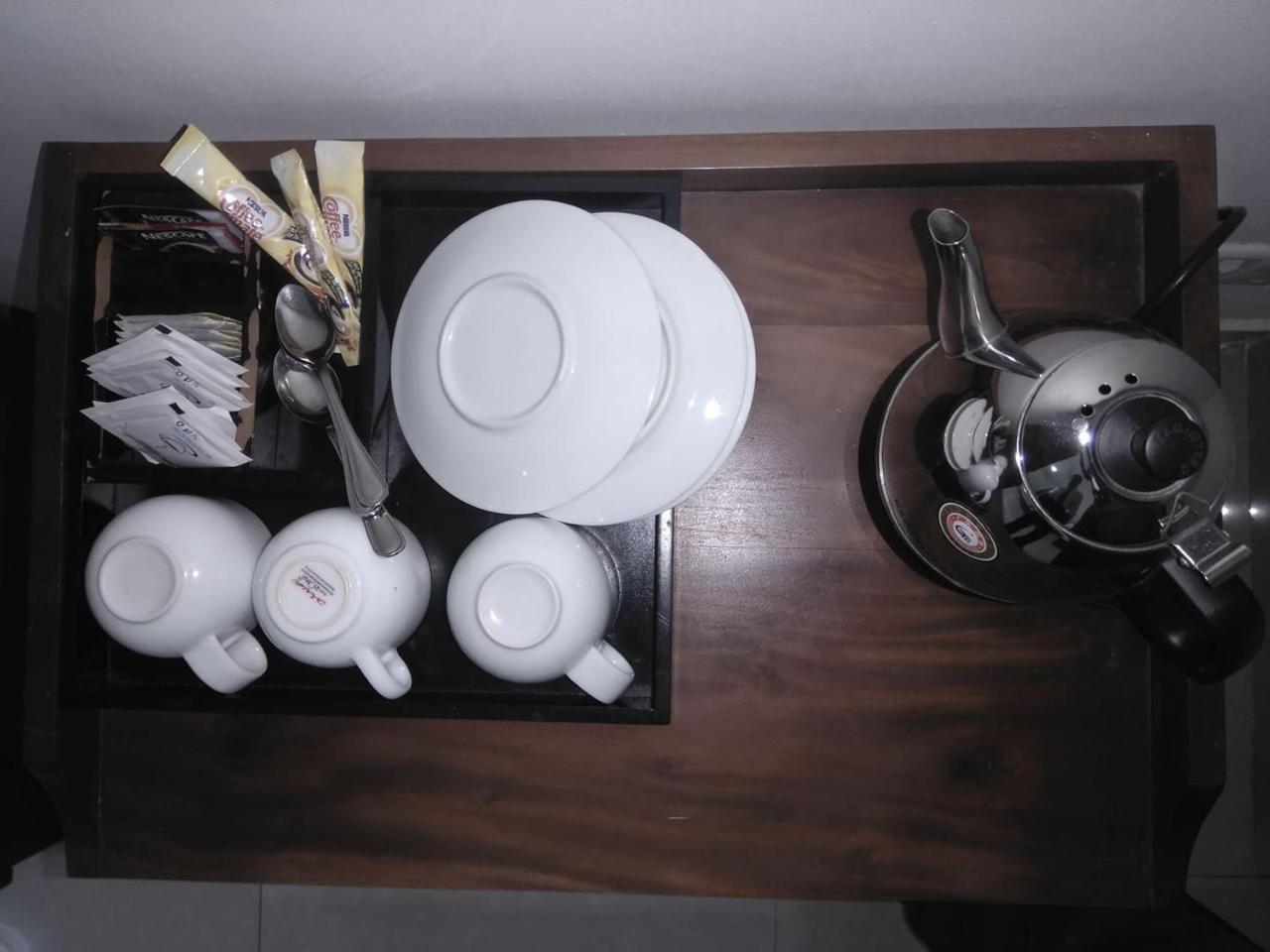 Hotel Kamrel Kurunegala Kültér fotó